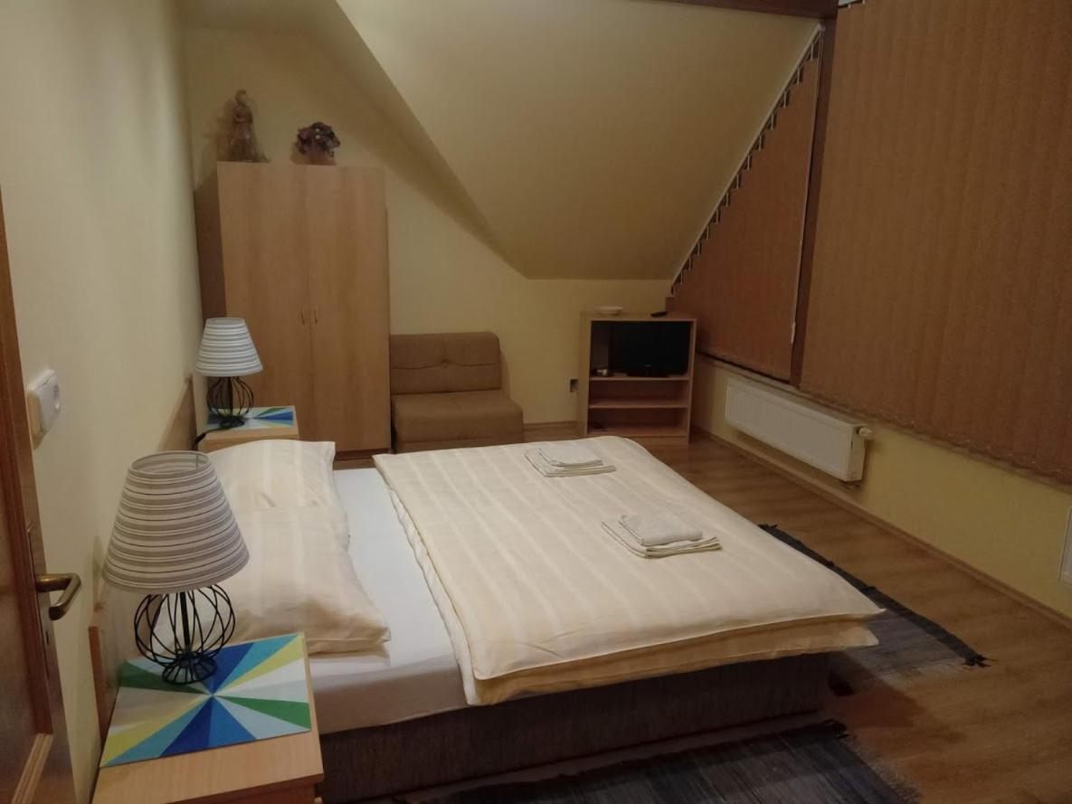 Triluzkovy Pokoj Pension Kubu Špindlerŭv Mlýn Exterior foto
